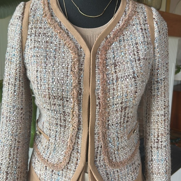 Elegant Tweed Jacket - Cream and Tan - Picture 12 of 15